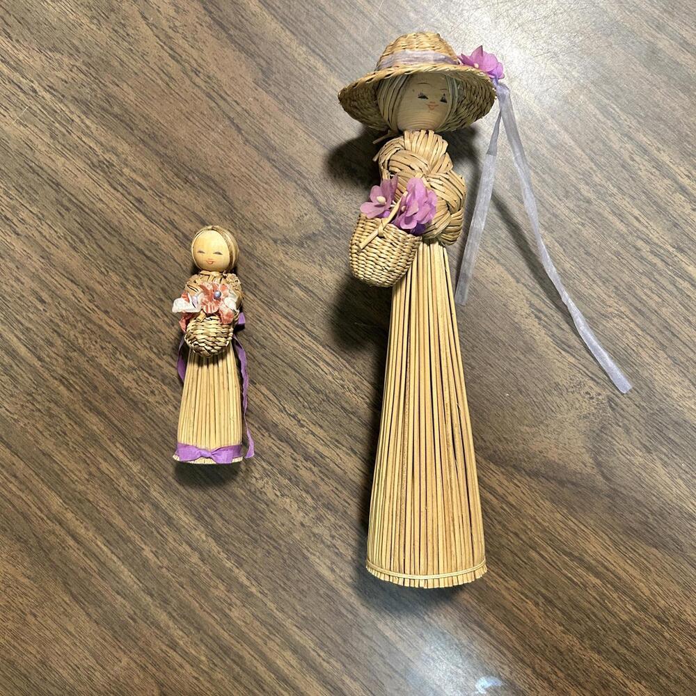 Vintage Handmade Straw Doll Figurines with Flower Baskets - Set of 2